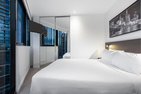 Experience Bella Hotel Apartments - Accommodation Newcastle 1
