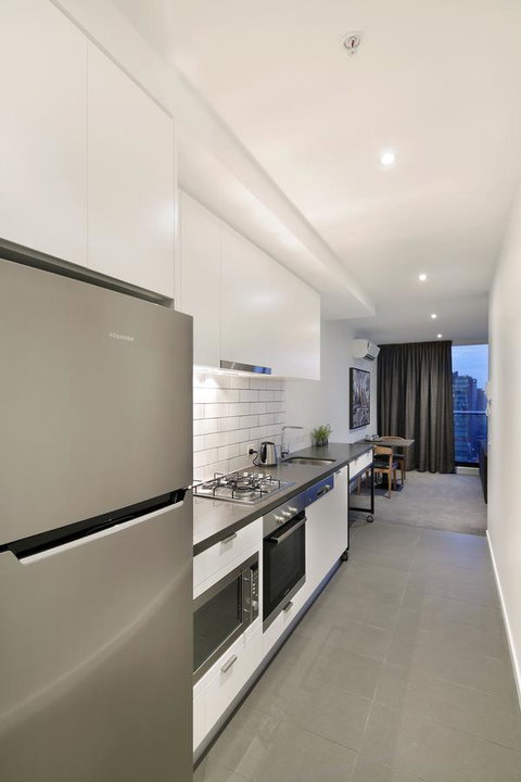 Experience Bella Hotel Apartments - Accommodation Newcastle 30