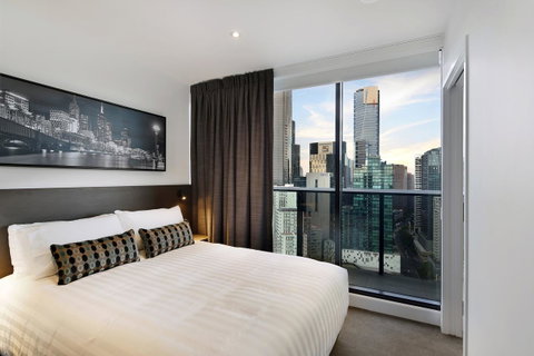 Experience Bella Hotel Apartments - Accommodation Newcastle 0