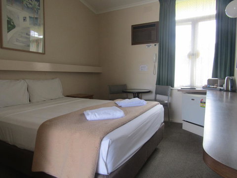 Twin City Motor Inn - Accommodation Newcastle 0