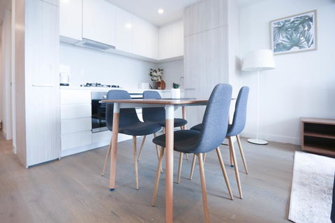 Box Hill 2 Bedroom Apt (La Maison) 02 - Accommodation Newcastle 1