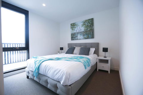 Box Hill 2 Bedroom Apt (La Maison) 02 - Accommodation Newcastle 5