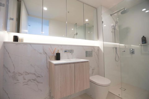 Box Hill 2 Bedroom Apt (La Maison) 02 - Accommodation Newcastle 4