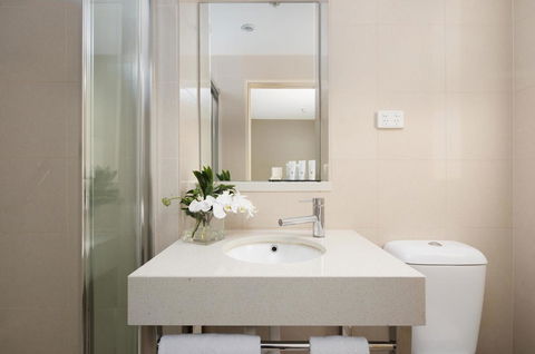 The Victoria Hotel - Accommodation Newcastle 3