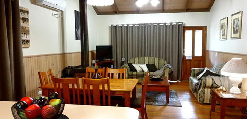 Day Dream Cottage - Accommodation Newcastle 8