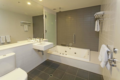 Causeway 353 Hotel - Accommodation Newcastle 35
