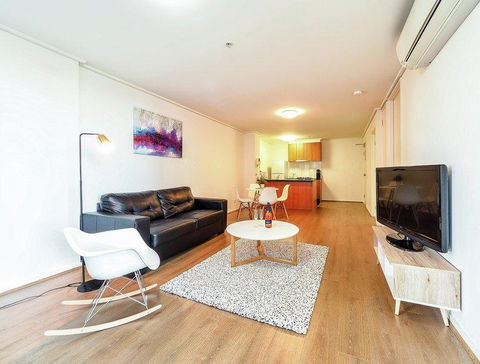 Premier Stays Melbourne - Accommodation Newcastle 0