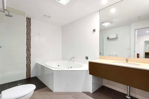 Quality Hotel Bayside Geelong - Accommodation Newcastle 21