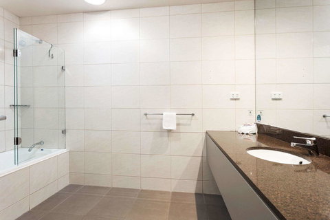 Quality Hotel Bayside Geelong - Accommodation Newcastle 11