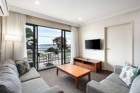Quality Hotel Bayside Geelong - Accommodation Newcastle 1