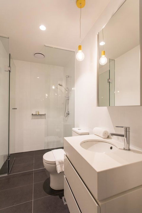 Melstay On Eporo Tower - Accommodation Newcastle 6