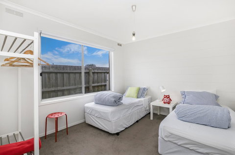 Portland Bay Apartments - Accommodation Newcastle 34