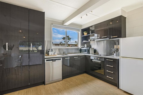 Portland Bay Apartments - Accommodation Newcastle 30