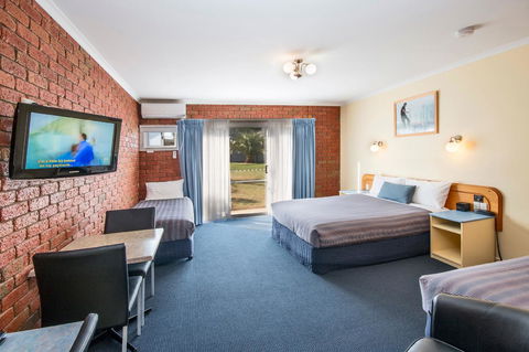 Torquay Tropicana Motel - Accommodation Newcastle 2