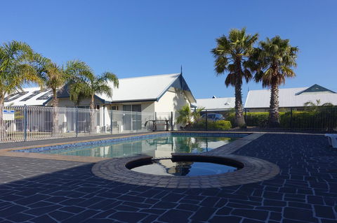 Torquay Tropicana Motel - Accommodation Newcastle 4