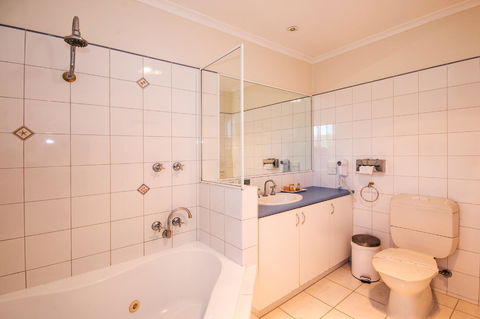 Torquay Tropicana Motel - Accommodation Newcastle 16