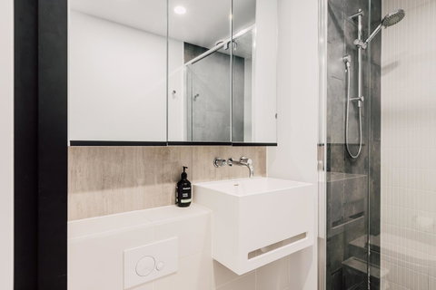 Cosmo Central Hotel Apartment - Accommodation Newcastle 34
