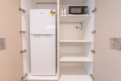 Cosmo Central Hotel Apartment - Accommodation Newcastle 41