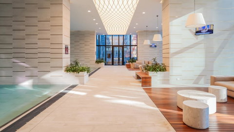 Cosmo Central Hotel Apartment - Accommodation Newcastle 5