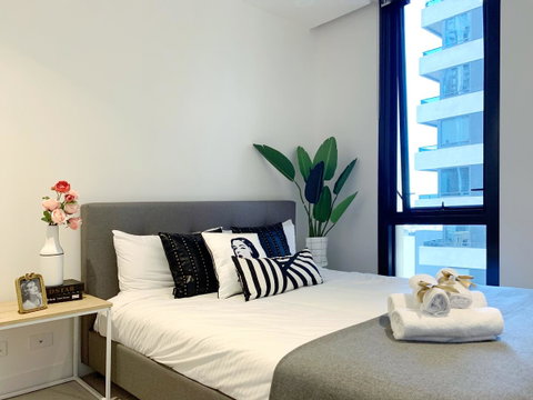 Cosmo Central Hotel Apartment - Accommodation Newcastle 10
