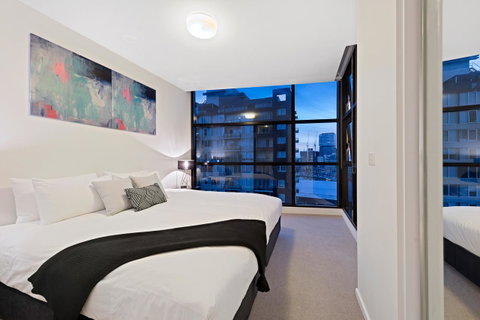 Premier Stays Melbourne - Accommodation Newcastle 0