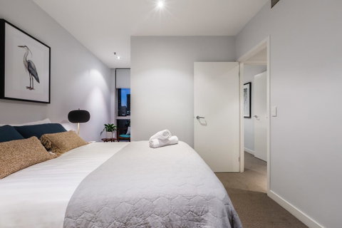 Auguste, Melbourne CBD Private Accommodation With Parking - Accommodation Newcastle 7