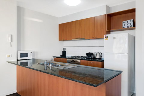 Premier Stays Melbourne - Accommodation Newcastle 6