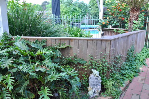 Crimea Retreat - Accommodation Newcastle 25