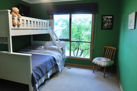 Crimea Retreat - Accommodation Newcastle 10
