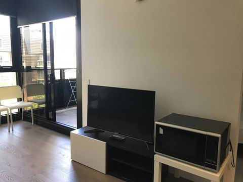 Mel-Uni Village - Accommodation Newcastle 34