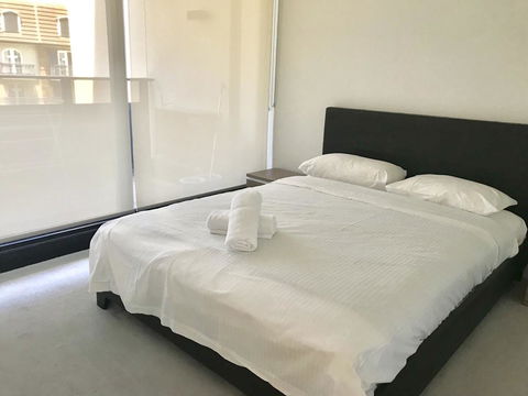Mel-Uni Village - Accommodation Newcastle 27