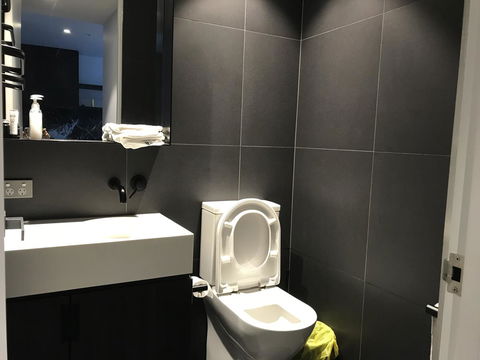 Mel-Uni Village - Accommodation Newcastle 13