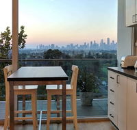 Best View St Kilda 1 BR - Spectacular Sunset Hideaway - Accommodation Newcastle