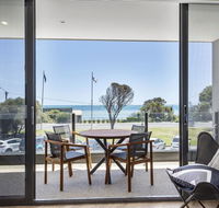 Blairgowrie Apartment 1 - on the beach