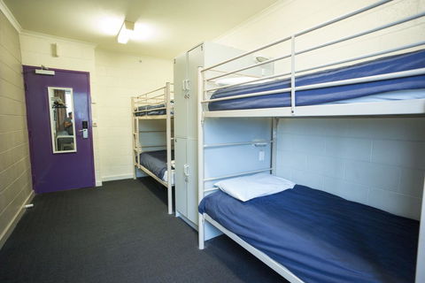 Melbourne Metro YHA - Accommodation Newcastle 14