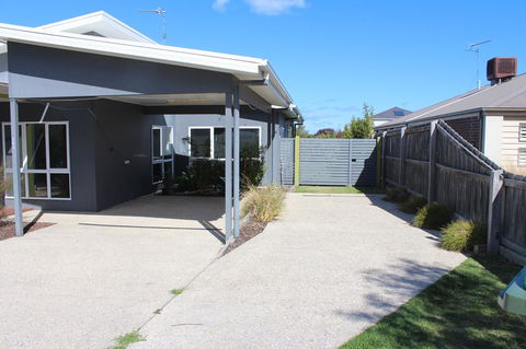 Tamara Temptation - Accommodation Newcastle 20