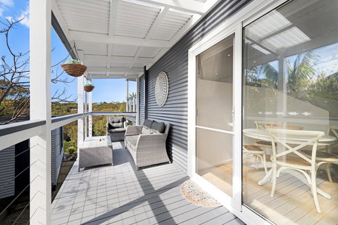 Peninsula Retreat - Accommodation Newcastle 5