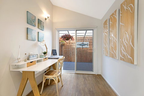 Peninsula Retreat - Accommodation Newcastle 9