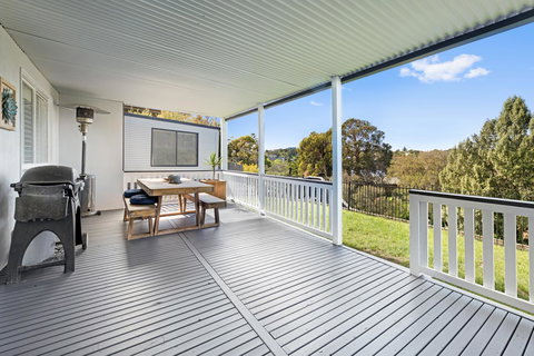 Peninsula Retreat - Accommodation Newcastle 6