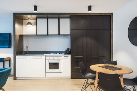 Playhouse Apartments - Accommodation Newcastle 10