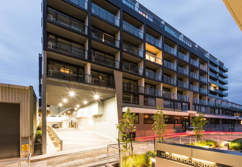 Playhouse Apartments - Accommodation Newcastle 11