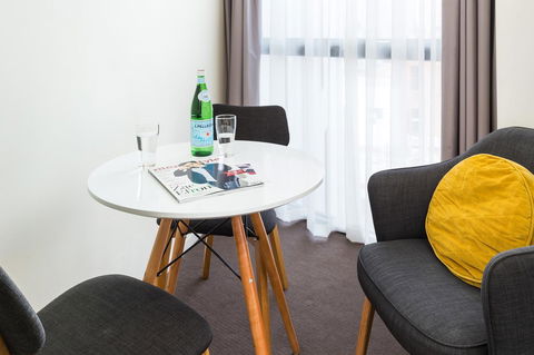 City Edge North Melbourne Apartment Hotel - Accommodation Newcastle 16