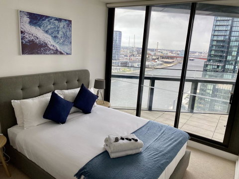 JC Waterfront Apartments On Collins - Accommodation Newcastle 3