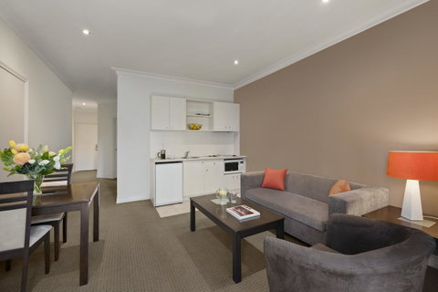 Comfort Hotel Melbourne Central - Accommodation Newcastle 3