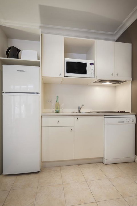Comfort Hotel Melbourne Central - Accommodation Newcastle 15