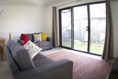16 King Street - Accommodation Newcastle 5