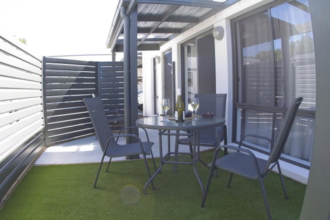 16 King Street - Accommodation Newcastle 16