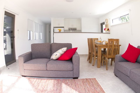 16 King Street - Accommodation Newcastle 6