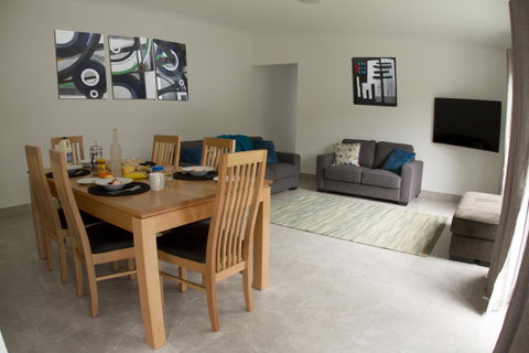 16 King Street - Accommodation Newcastle 26