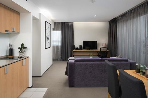 Atura Dandenong - Accommodation Newcastle 3